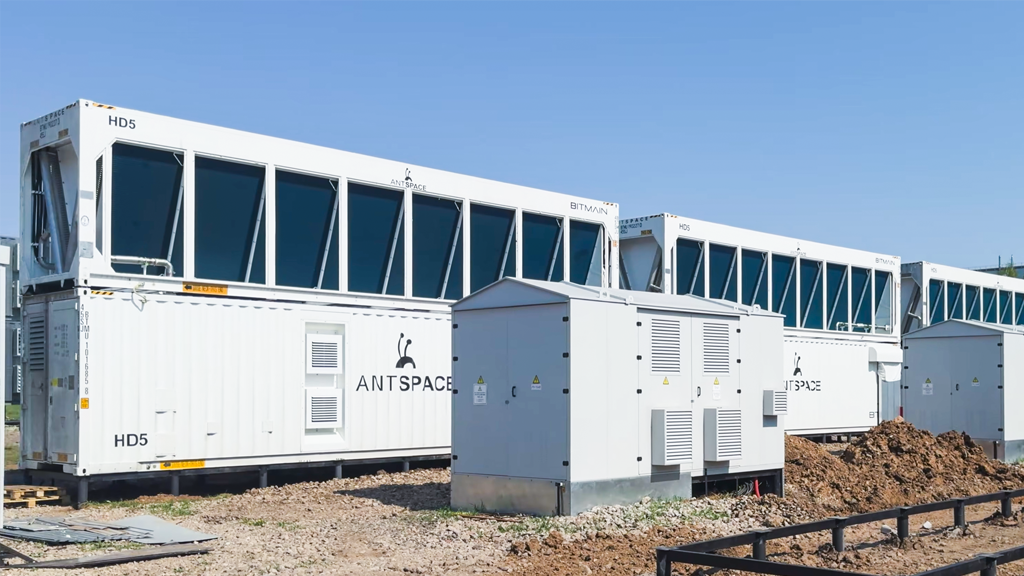 Étude de cas de déploiement du conteneur de refroidissement hydraulique ANTSPACE HD5 Antminer