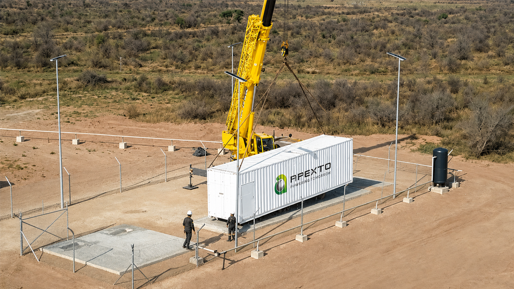 2.4MW 240-Slot Avalon / Sealminer 2U Bitcoin Mining Hydro-Cooling Container Deployment Case Study