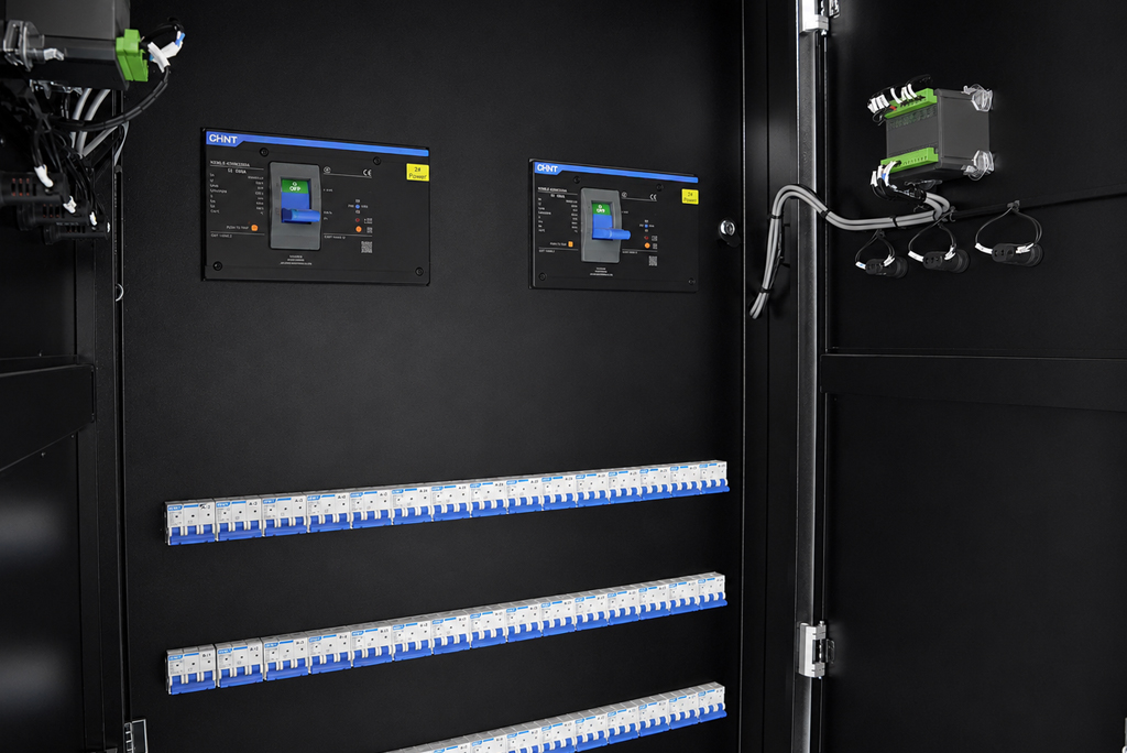 2.4 MW Slot Antminer Hydro Container Centralized Power Distribution Cabinet