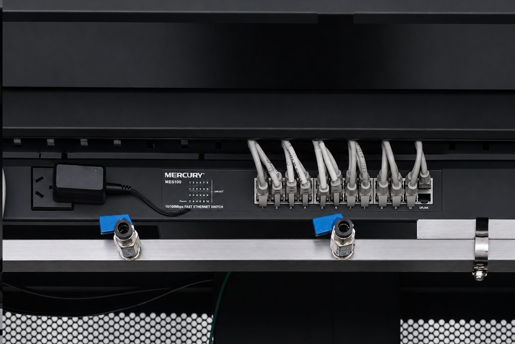 Armoire de refroidissement liquide Antminer 28 emplacements 154 kW