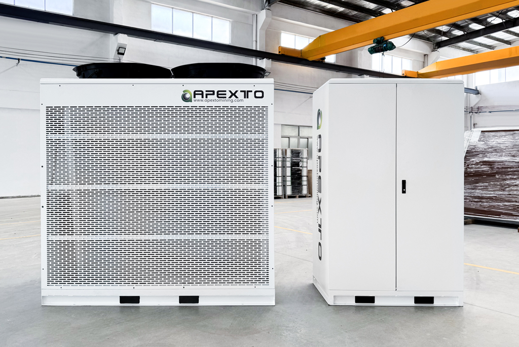 34-слотовая система гидроохлаждения Antminer мощностью 200 кВт с интегрированным корпусом и системой «все в одном».
